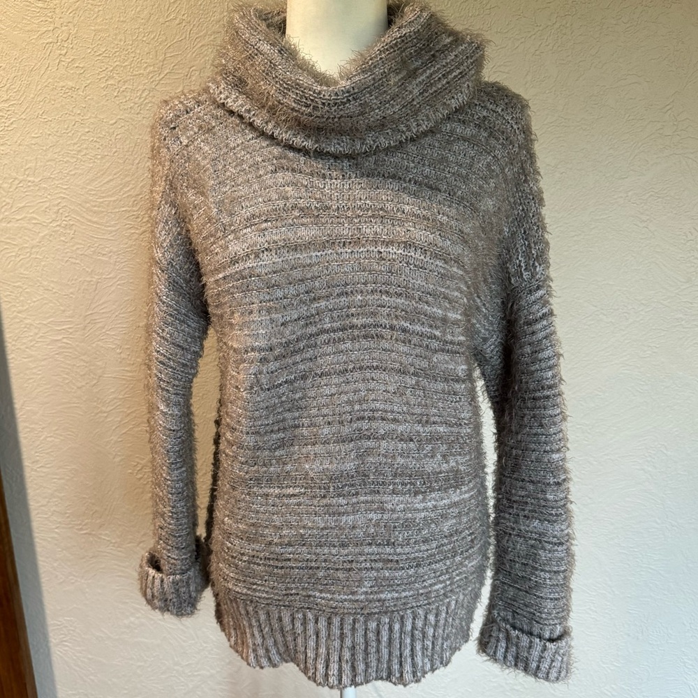 Olive + oak | fuzzy gray | oversize turtle neck sweater | Sz M
